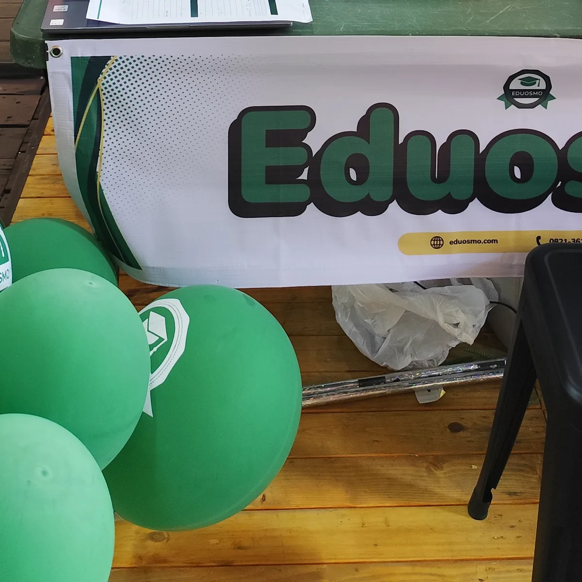Booth Eduosmo untuk sekolah di Bandung