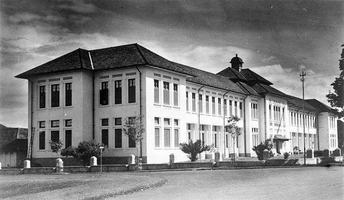 SMA Favorit di Bandung: Profil 10 SMAN dan Cara Memilihnya