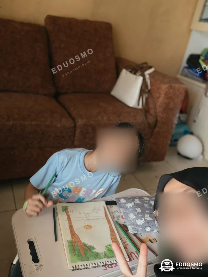 Siswa Bandung belajar menggambar anime diampu tutor Eduosmo