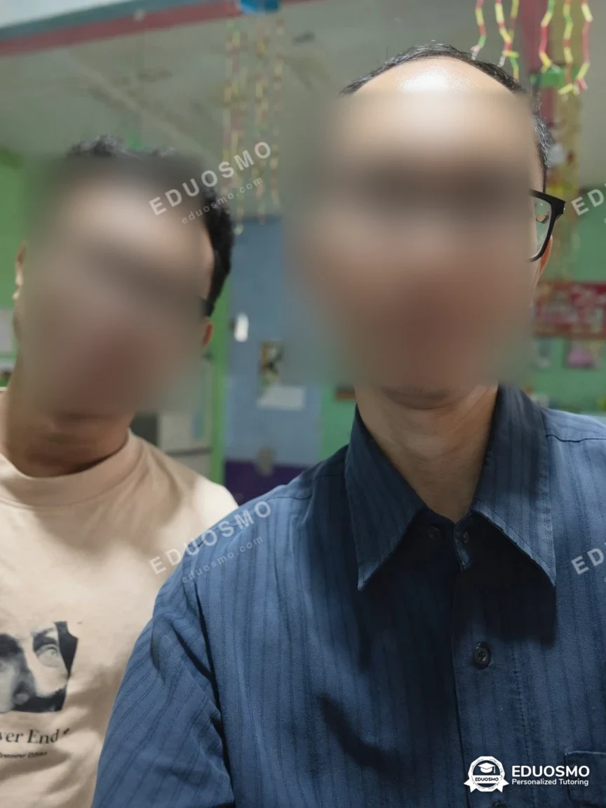 Galeri kelas bahasa jepang: siswa bersama tutor Eduosmo di Bandung
