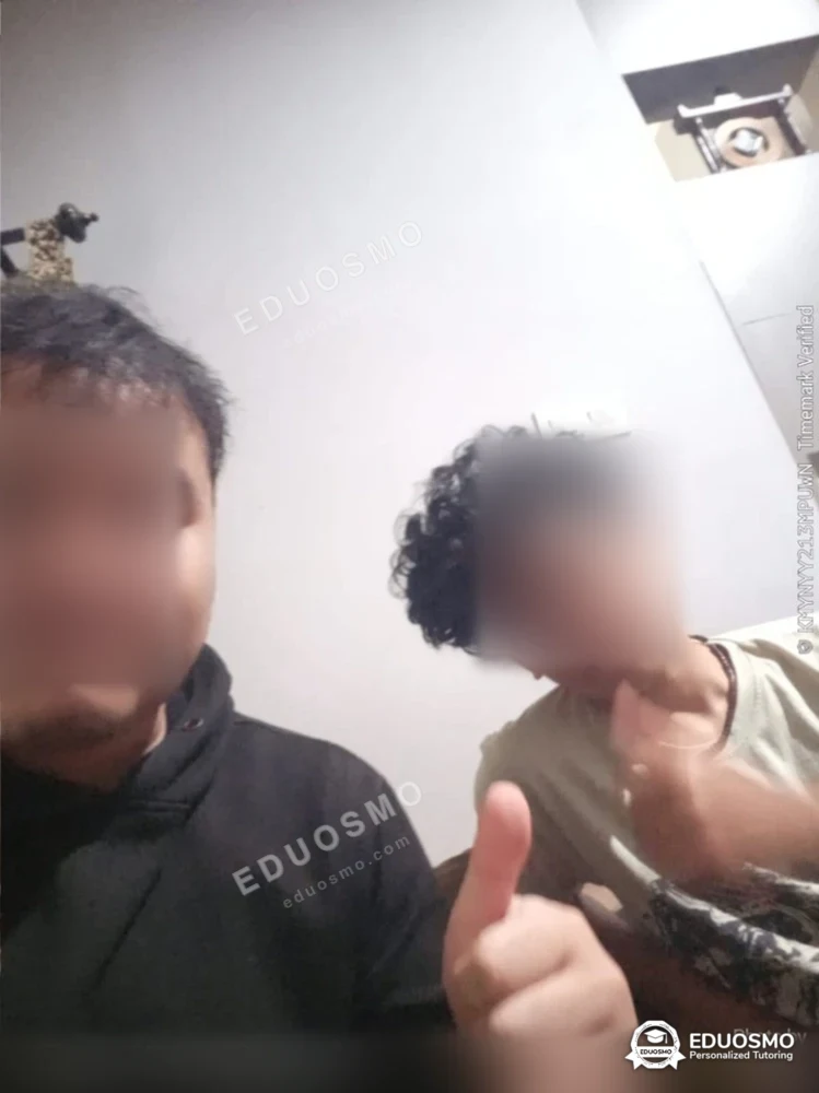 Galeri kelas kedinasan: siswa bersama tutor Eduosmo di Bandung
